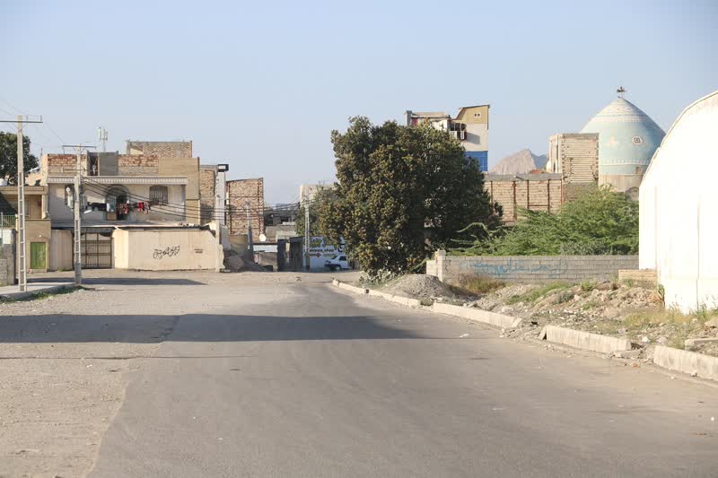متولی پایان دادن به خیابان ۲۴ متری شهید عمرانی درمرکز شهرمیناب چه کسی است؟ شهرداری ومسکن وشهرسازی واستانداری پاسخگو باشند